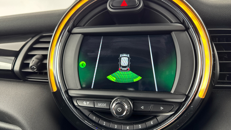 MINI Hatchback 1.5 Cooper II 3dr Petrol Hatchback